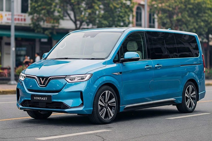 VinFast sắp có ôtô tải, minibus 16 chỗ chạy điện đấu Ford Transit