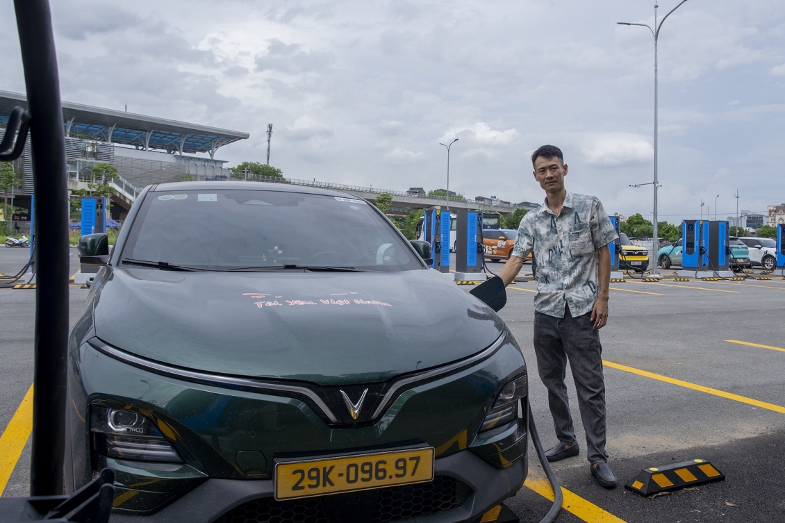 V-Green khai trương trạm sạc siêu nhanh lớn nhất Hà Nội: 42 trụ sạc, 84 xe có thể sạc cùng lúc