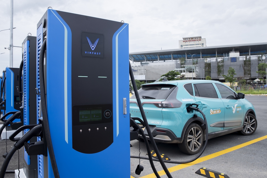 V-Green khai trương trạm sạc siêu nhanh lớn nhất Hà Nội: 42 trụ sạc, 84 xe có thể sạc cùng lúc